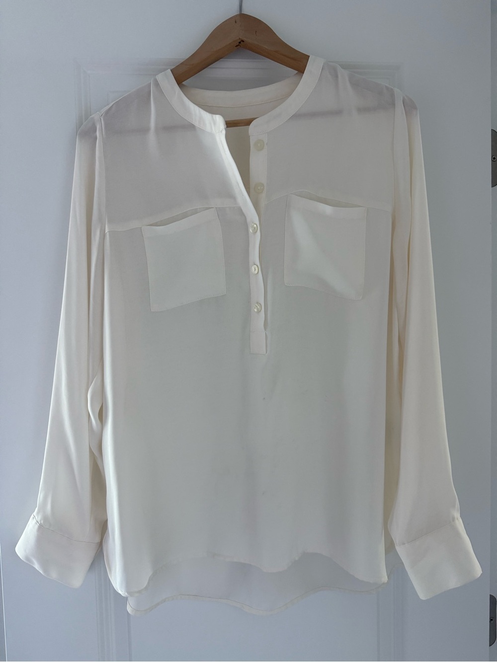 Women's Cream Button-Front Long Sleeve Blouse
